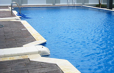 Per una piscina grande, aggiungete diversi blocchi di filtrazione