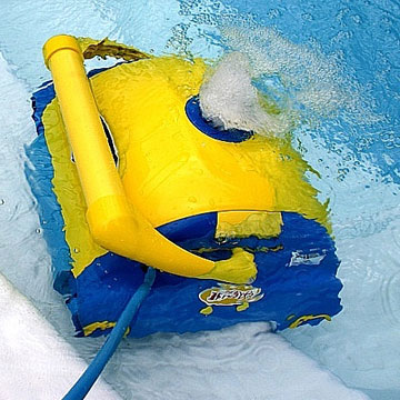 Robot pulitore Aquabot Bravo Robot pulitore Aquabot Bravo